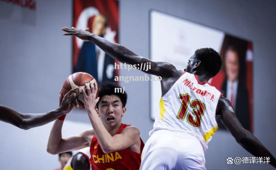 非洲篮球风起云涌，球员们勇往直前向冠军进发