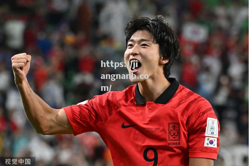 韩国队备战友谊赛球迷期待队伍出线