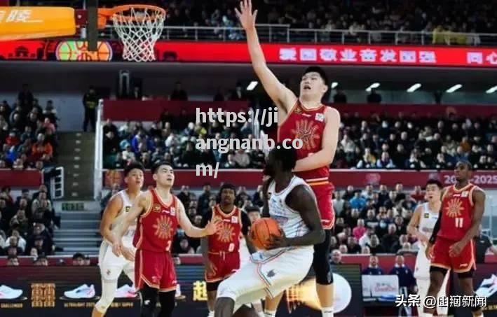 江南体育-难解难分的战役即将上演，球员竞技精神高涨